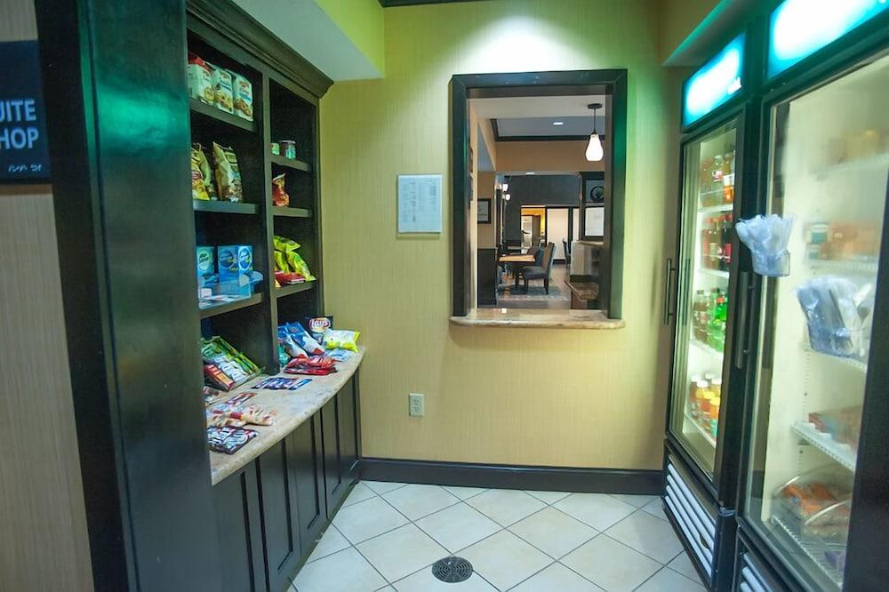 Hampton Inn & Suites Palestine Bagian luar foto