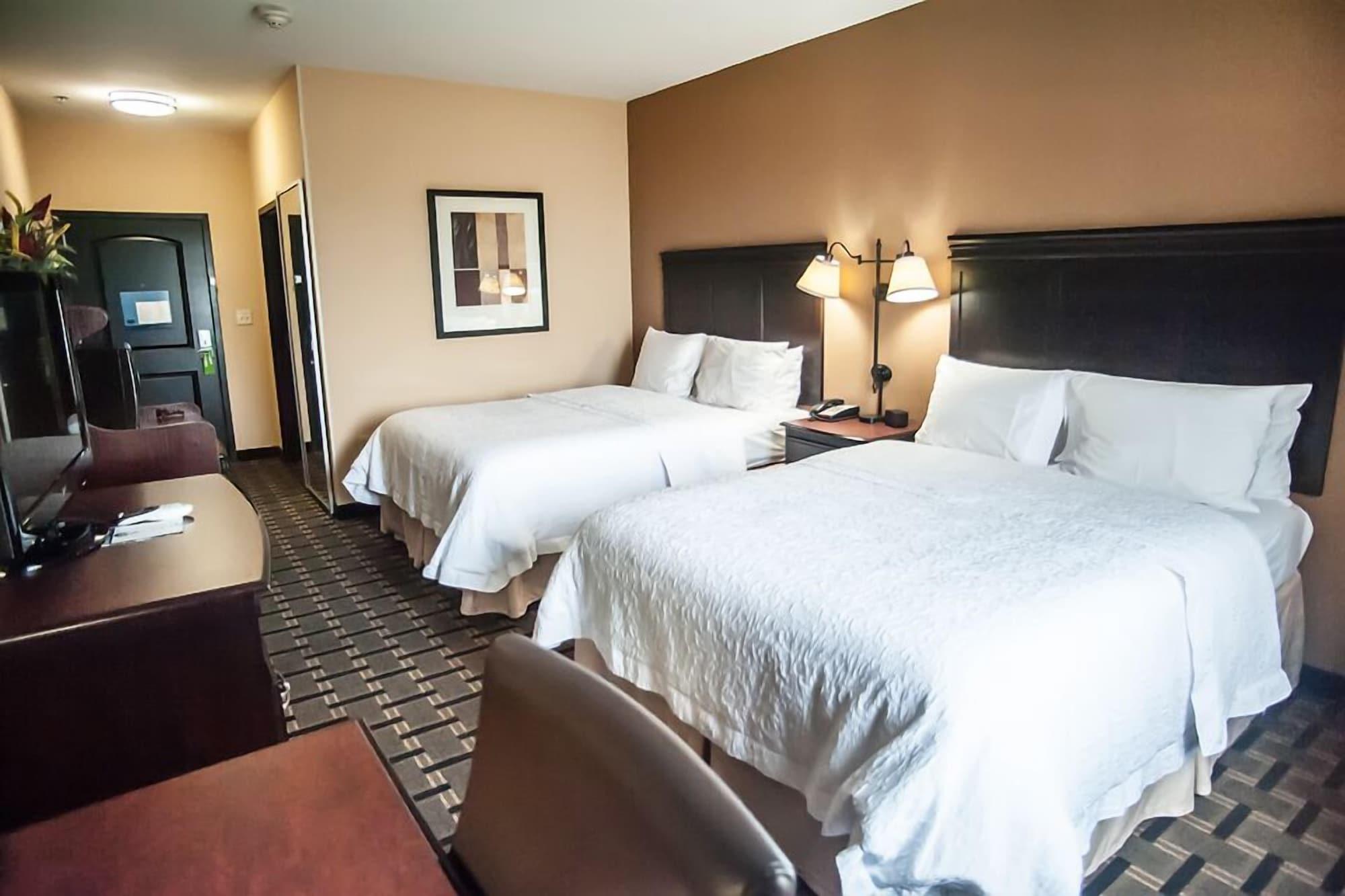 Hampton Inn & Suites Palestine Bagian luar foto