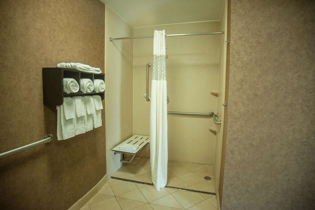 Hampton Inn & Suites Palestine Ruang foto
