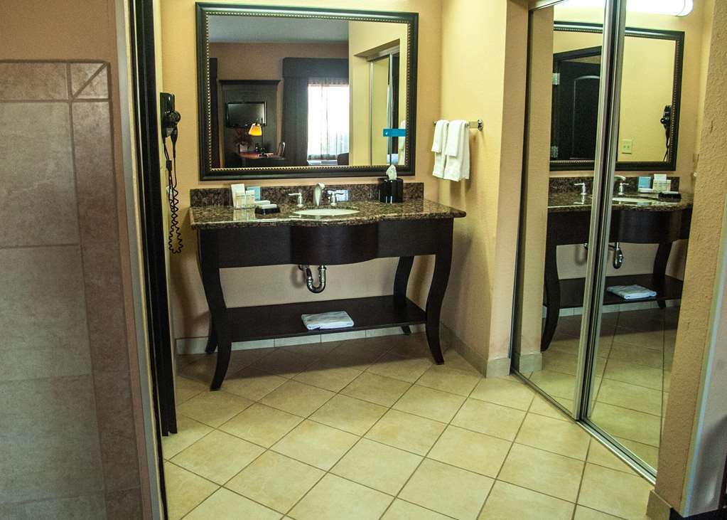 Hampton Inn & Suites Palestine Ruang foto