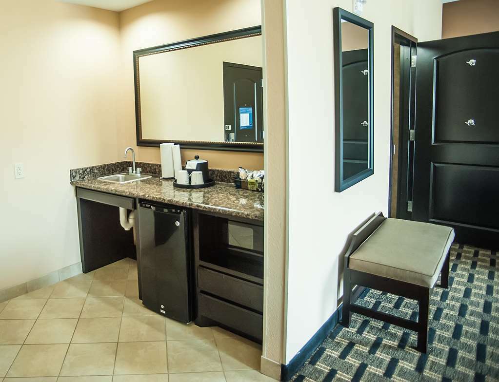 Hampton Inn & Suites Palestine Ruang foto