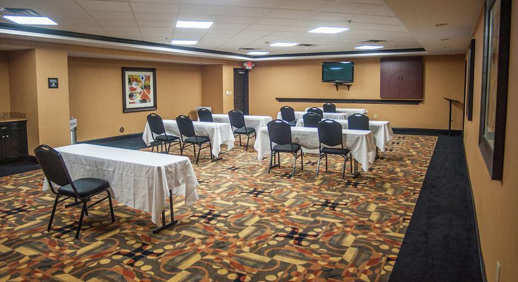 Hampton Inn & Suites Palestine Fasilitas foto